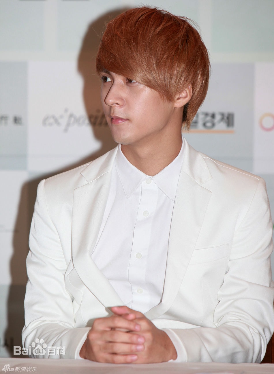 http://www.omega3-ala.com/pics/star/pic/b39b5098612e64944844b84cdcc0d014.jpg