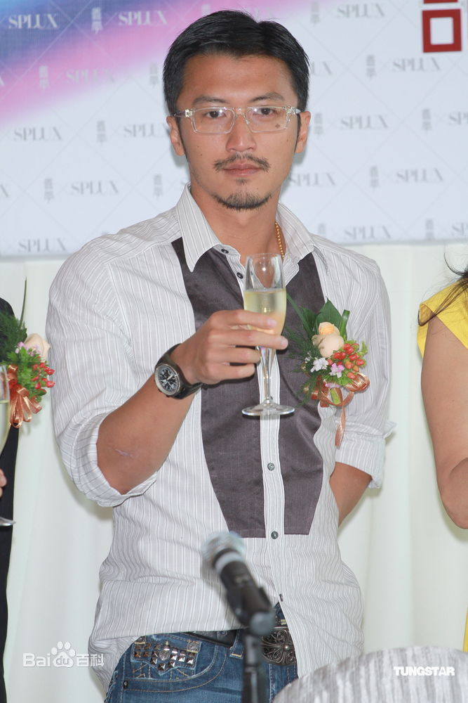 http://www.omega3-ala.com/pics/star/pic/c0ebe5175ea7465e602d738787440715.jpg
