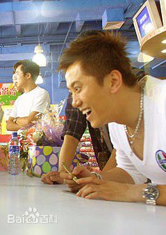 http://www.omega3-ala.com/pics/star/pic/e77643b134136654632568022c3a0c34.jpg