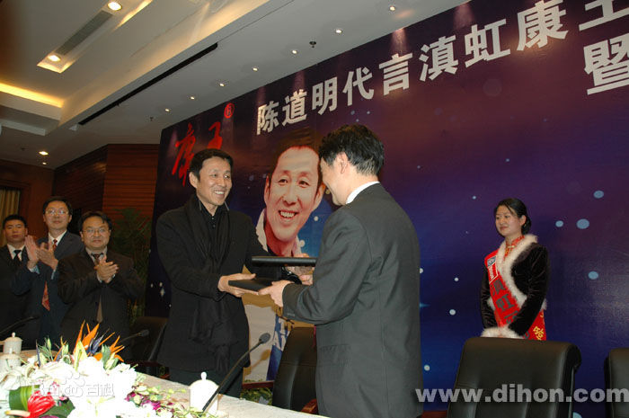 http://www.omega3-ala.com/pics/star/pic/fc49bdedf76bab7b2001af14e1c92a37.jpg