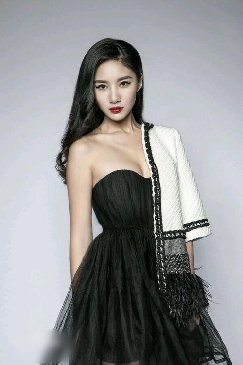 http://www.omega3-ala.com/pics/star/pic/fd8fdb4d33f7de95f11d575354b7c68e.jpg